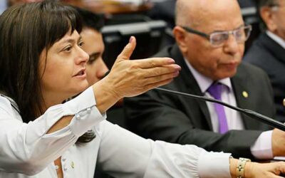 Alice convoca ministro da Educação para explicar corte de R$ 4,2 bilhões no orçamento em 2021