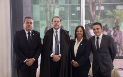 Presidência da Comissão de Educação se reúne com ministro Dias Toffoli para discutir projeto “Escola Sem Partido”