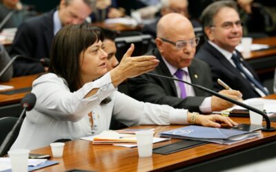 Alice Portugal apresenta projeto para adiar o ENEM