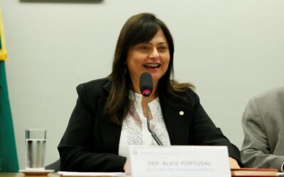 Alice realiza debate para discutir políticas públicas para fortalecer a Capoeira