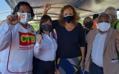 “Precisamos de comida no prato e vacina no braço”, diz Alice em manifestação em Brasília