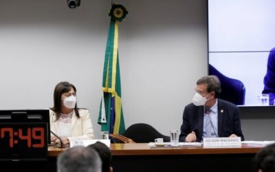Alice cobra de ministro planos para o setor cultural em 2021