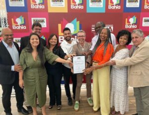 Alice Portugal celebra investimento histórico em festas literárias na Bahia