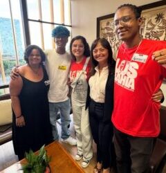 Recebi alunos de universidade que lutam para garantir que não haja cortes no orçamento das universidades federais